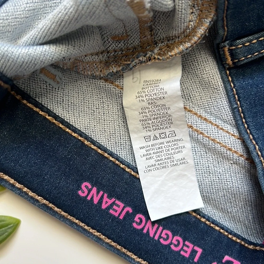 NWOT the children’s place blue jeans